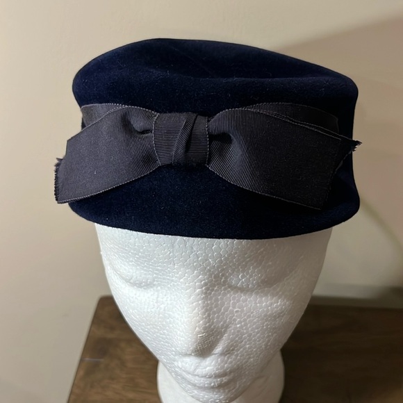 Vintage Belmar Blue Velour Regale Billbox Hat - Picture 1 of 6